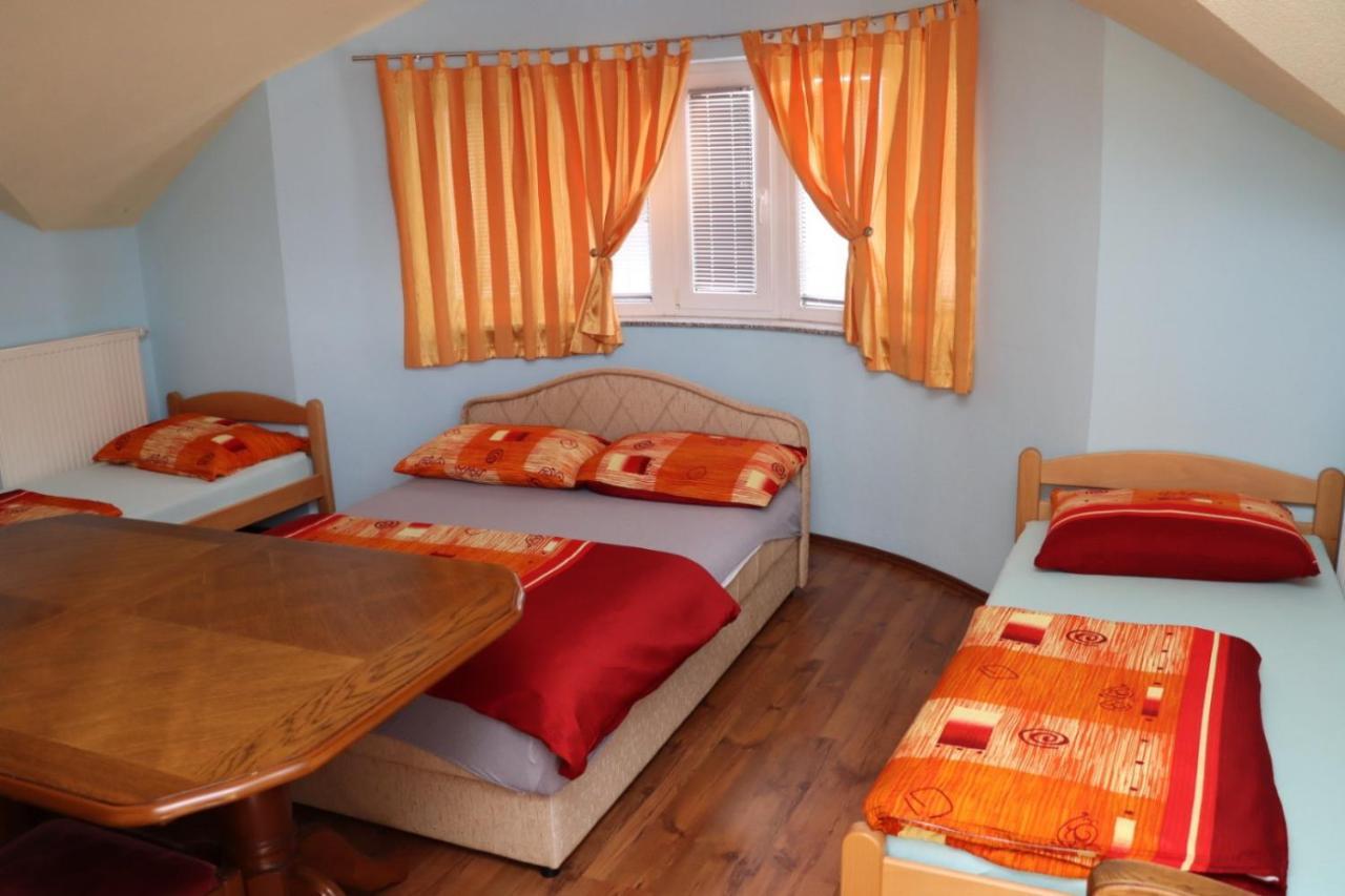 Rooms & Apartment Jozic Prozor Exterior foto
