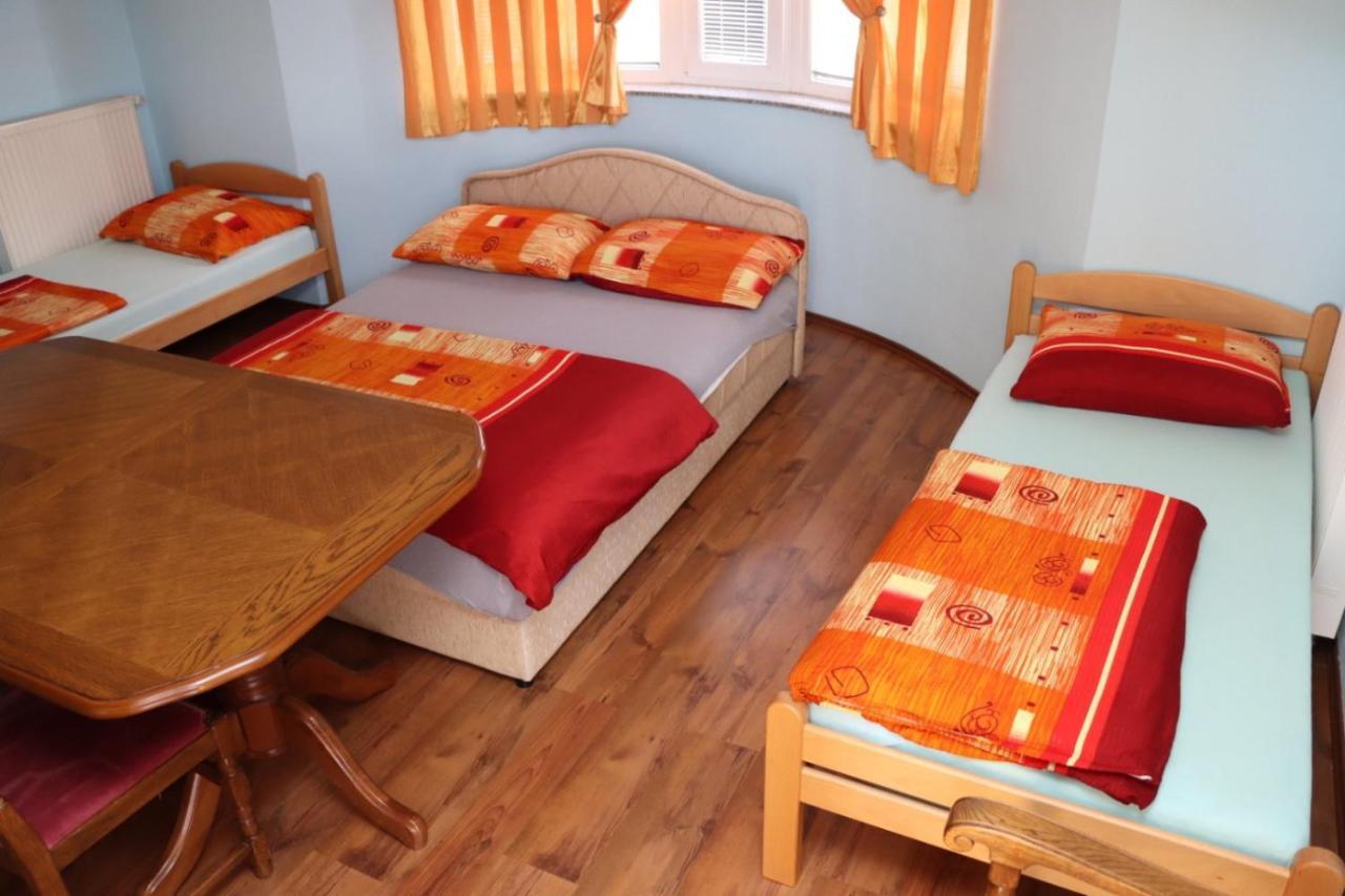 Rooms & Apartment Jozic Prozor Exterior foto